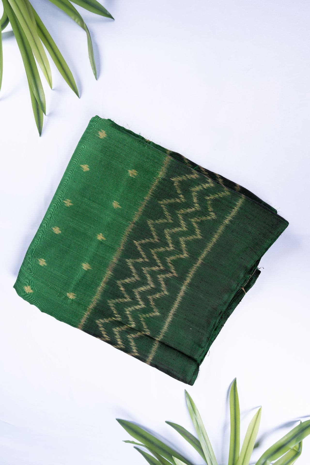 Emerald & Malachite Raw Silk Patola Chevron Saree Buy authentic handloom raw silk saree